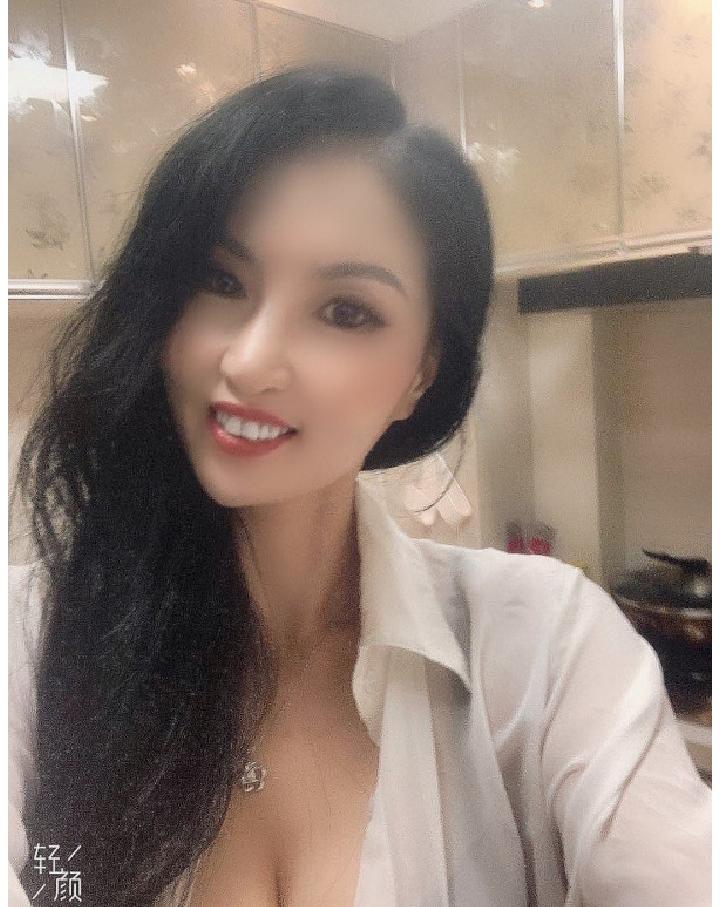 南京瓦妮莎 很洋气的少妇