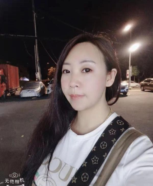 昆明新人大奶少妇