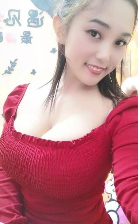 爆乳风骚少妇