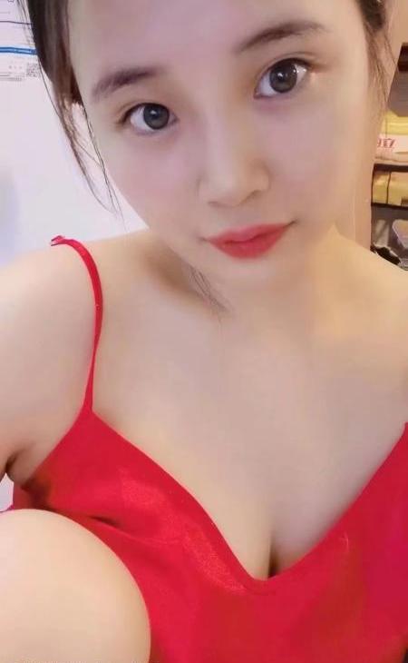 身材控的邻家妹