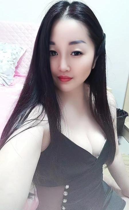 大奶肥臀少妇 小安琪