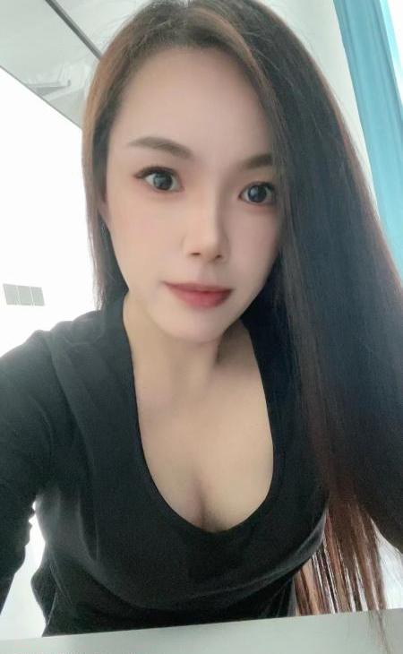 娇小性价比妹子