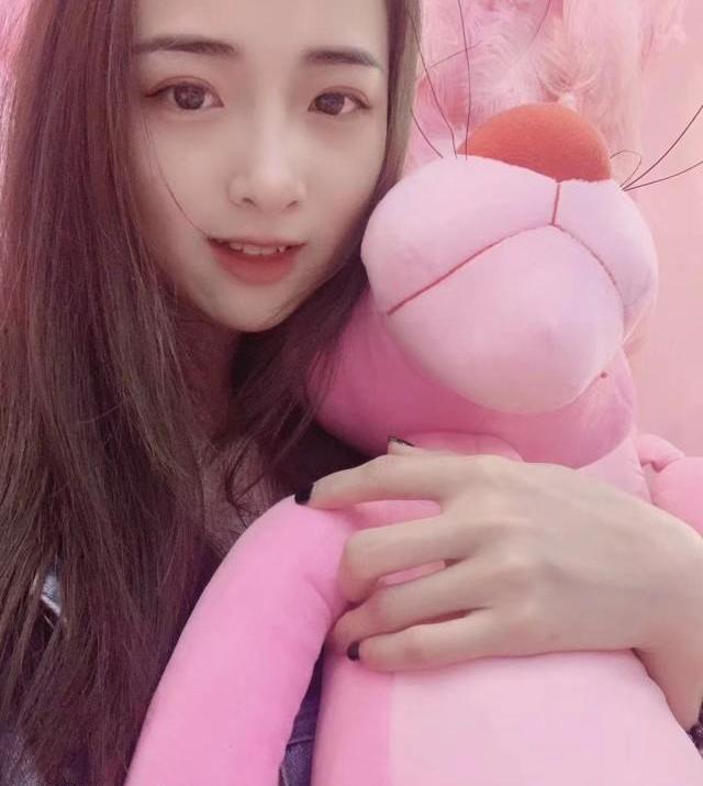 颜值美女可乐